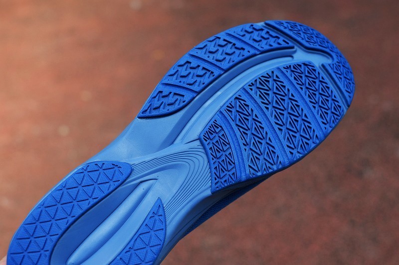 带劲的 gts+ 舒适袜套休闲鞋