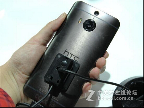 iPhone 6对比HTC one m9+  回到指纹识别力战苹果