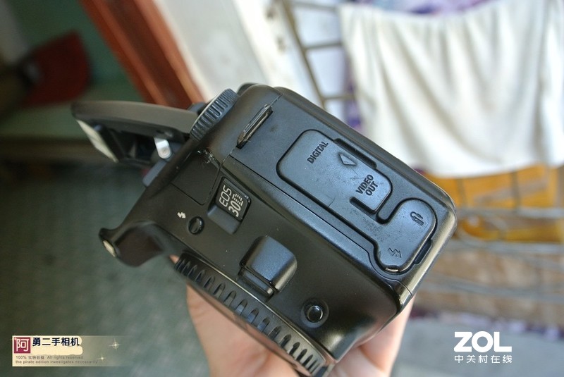 已卖7.1日 佳能30D 原电普充1G卡 价328包邮