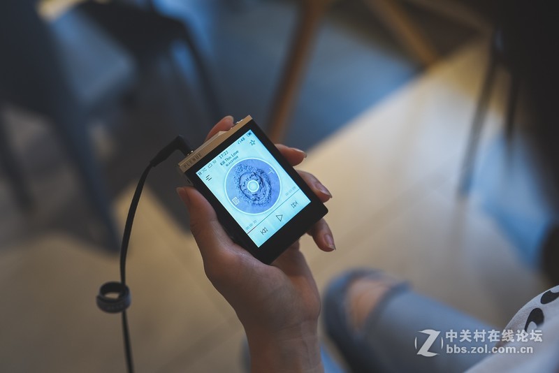 低价不低质，小身材双硬解DSD韩系小砖块COWON爱欧迪PD2