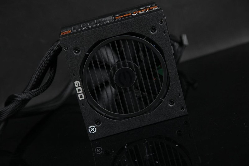 暗黑系列装机，只狼战4K