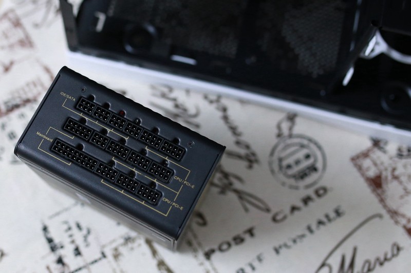 表妹说没电脑不上学，4790K 异极内存超频作业