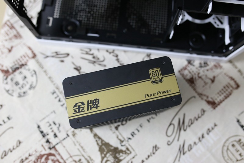 表妹说没电脑不上学，4790K 异极内存超频作业