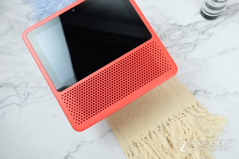 上手百度旗下人工智能硬件，小度在家1S跨越小米、天猫成黑马