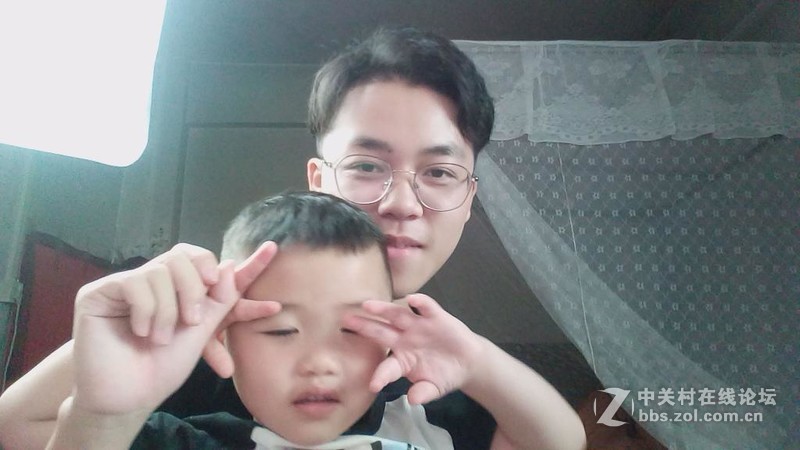 上手百度旗下人工智能硬件，小度在家1S跨越小米、天猫成黑马