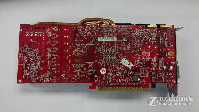 【已出】出自用CLUB3D HD7950显卡 600顺丰包运