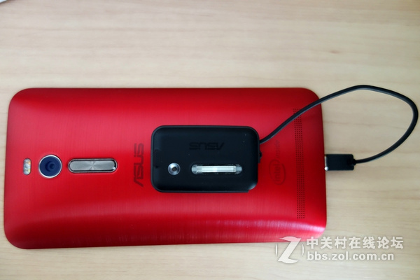 #华硕ZenFone 2及配件爆强体验#ASUS ZenFlash闪光灯配件测试