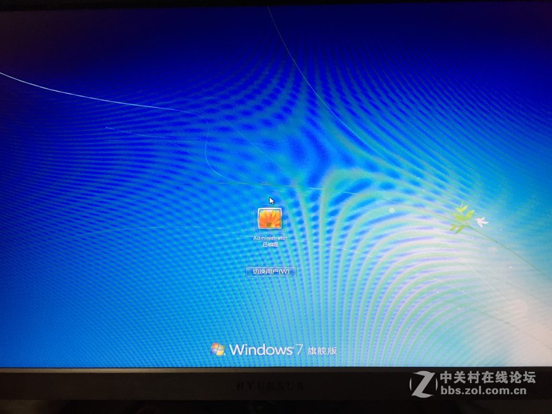 玩lol突然黑屏音乐也没有了点一下鼠标就出现那什么已锁定