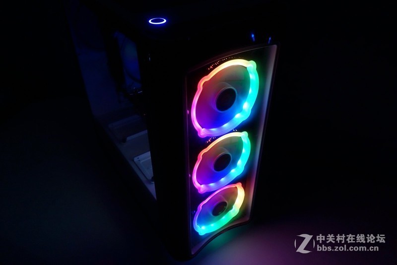 白色控最爱，Tt挑战者H3机箱