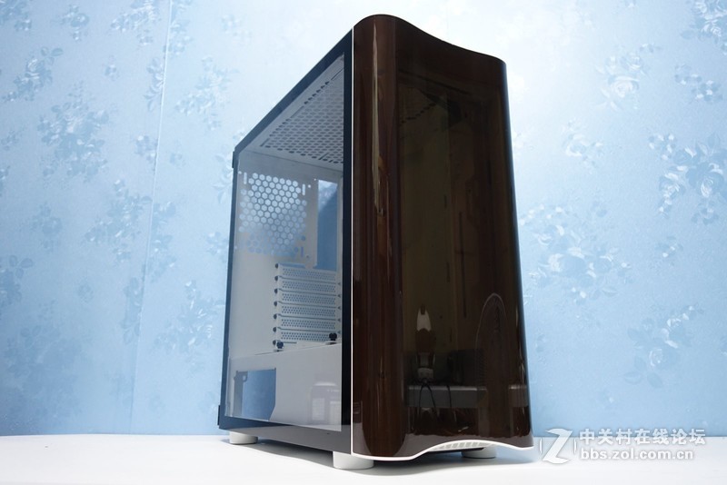 白色控最爱，Tt挑战者H3机箱