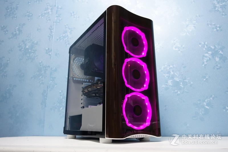 白色控最爱，Tt挑战者H3机箱