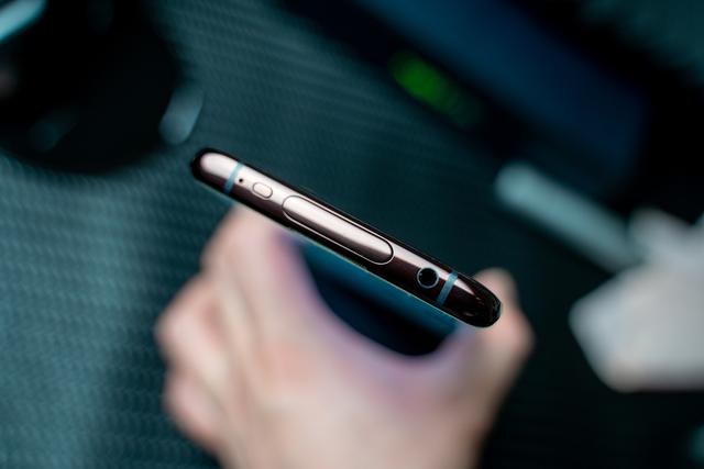 高通骁龙865+全焦段覆盖！无界瀑布屏vivo NEX 3S深度体验