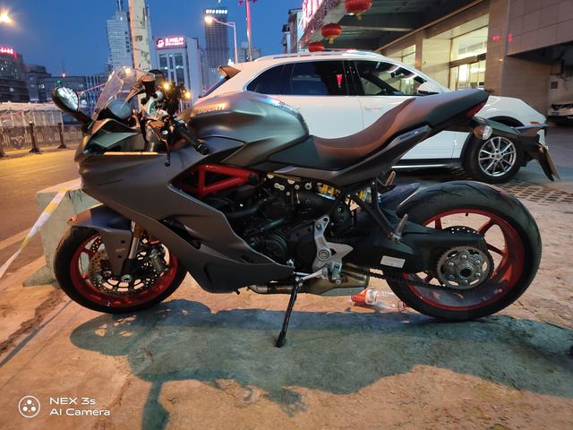 高通骁龙865+全焦段覆盖！无界瀑布屏vivo NEX 3S深度体验