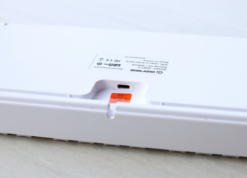 好用不贵还漂亮的入门级机械键盘—高斯GANSS GS87-C