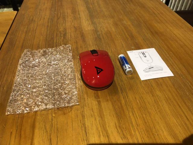 办公桌上的一摸骚红—钛度TWG100F无线鼠标试用体验