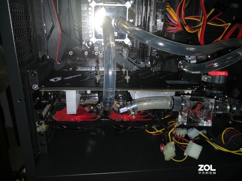 DIY显卡全覆盖式水冷头