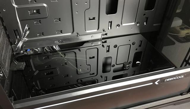 机箱模组化设计很独特？九州风神玄冰70机箱装机体验