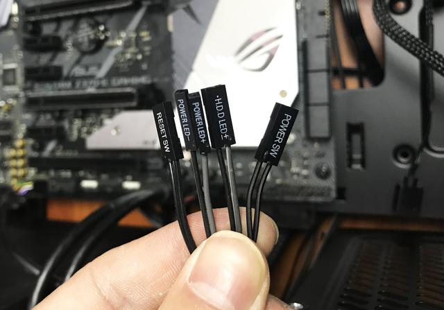 机箱模组化设计很独特？九州风神玄冰70机箱装机体验