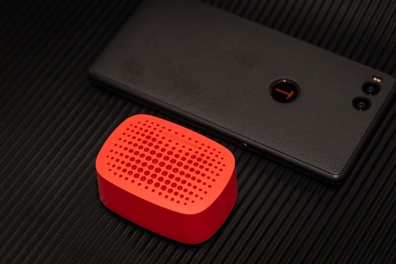 波点设计时尚到爆，天猫精灵BOOM评测：简约不简单！