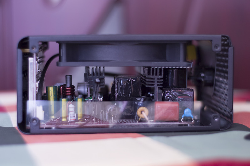 先马750W金牌全能模组开箱、拆解分析