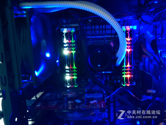 SABERTOOTH_X79内存容量问题，求教（已解决，图在18楼）