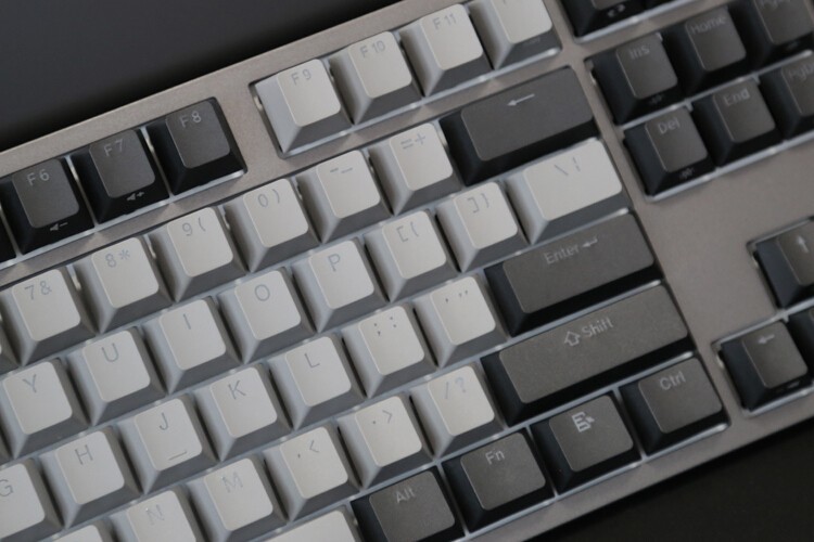 匠心之力：杜伽K310樱桃静音红轴 白光限定版体验