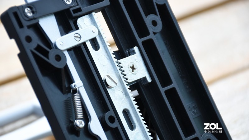 为创造者赋予强劲动力：绘王Kamvas Pro 22（2019）数位屏体验