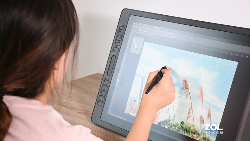 为创造者赋予强劲动力：绘王Kamvas Pro 22（2019）数位屏体验
