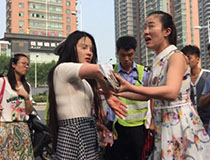 #每日话题# 华为：中国市场秒苹果！摩托第三代MOTO X还挺帅！