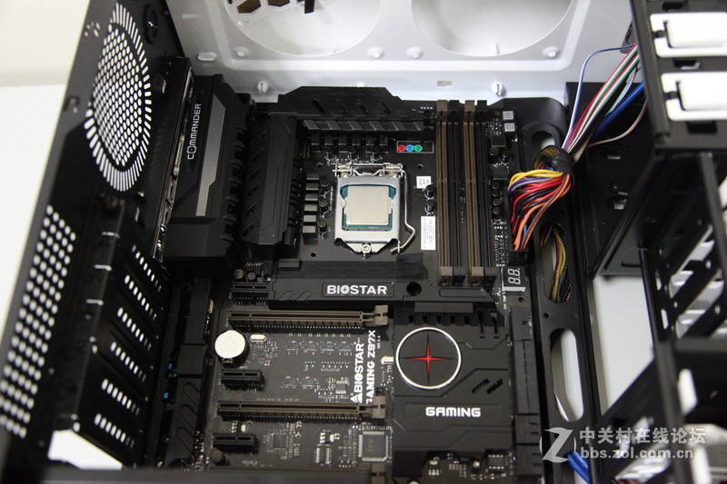 为玩高端游戏，我专门搞了套高性价比的装备航嘉MVP600+映泰Z97X