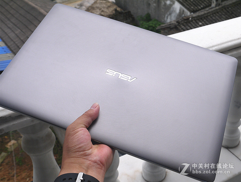 8K多的全金属超薄机身--华硕ZenBook Pro UX501JW4720开箱体验