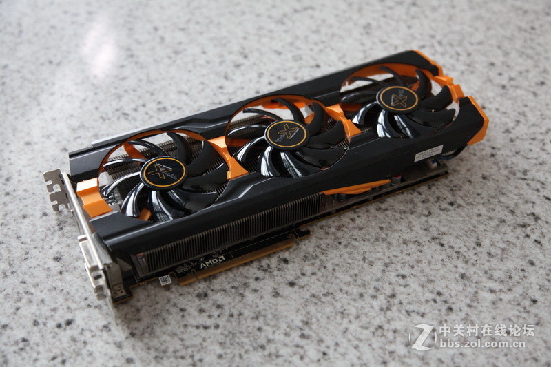 为玩高端游戏，我专门搞了套高性价比的装备航嘉MVP600+映泰Z97X