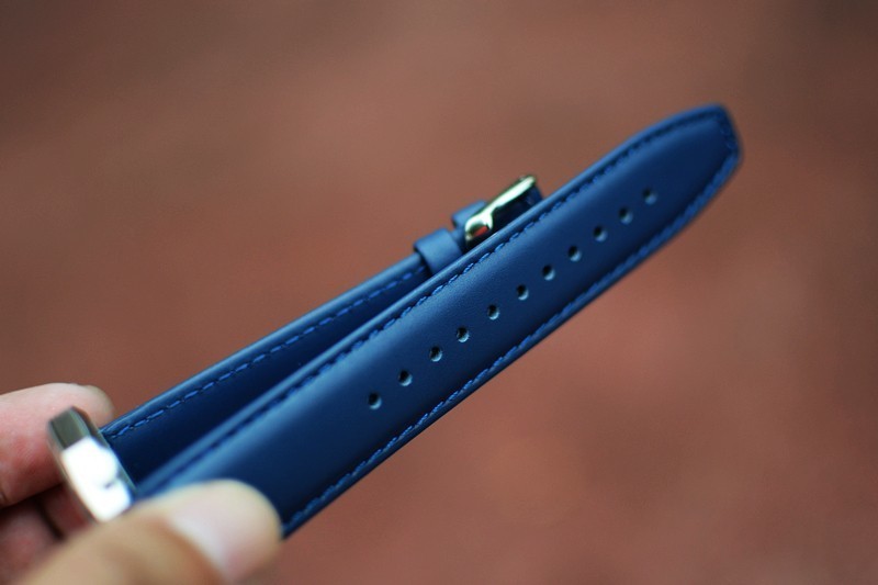 外观形态既是刻度 TIMEROLLS NUT系列十二角石英表