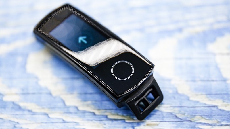 荣耀手环5全面评测：新增血氧饱和度检测功能，为健康保驾护航