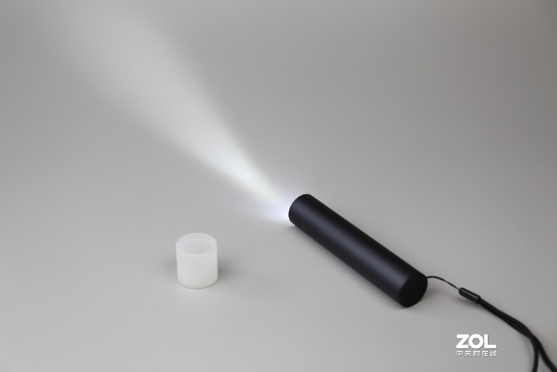 驱散黑暗的恐惧——ZMI随身强光手电筒轻体验