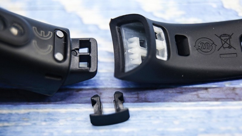 荣耀手环5全面评测：新增血氧饱和度检测功能，为健康保驾护航