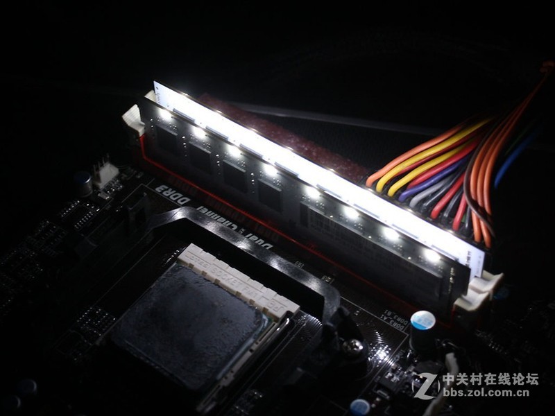 发光内存太贵，自己动手丰衣足食