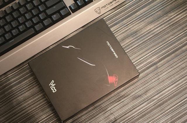 手感出色灯光炫，摩豹V100 RGB游戏鼠标上手体验
