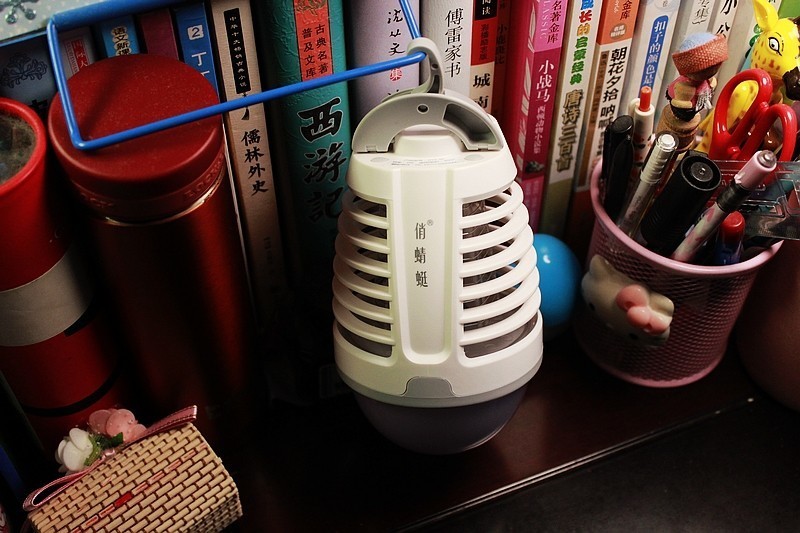 来吧 整死你娃 俏蜻蜓便携式灭蚊灯