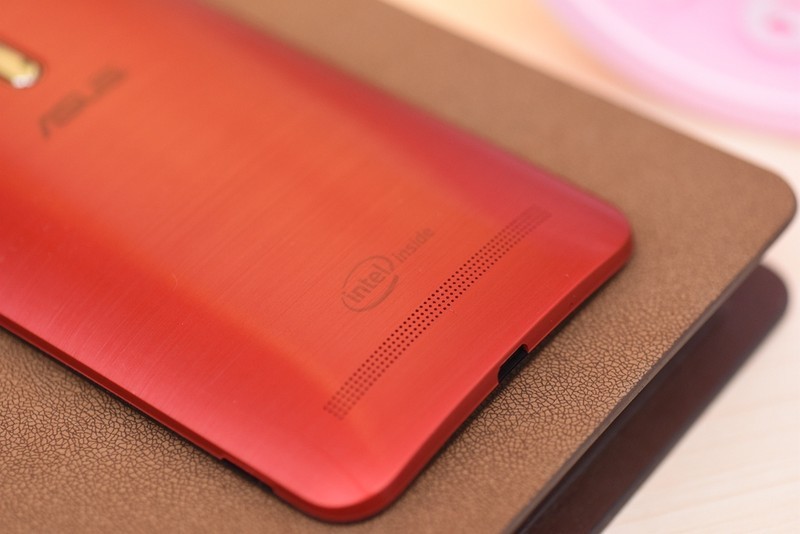 #华硕ZenFone 2及配件爆强体验#（一）性能为王，高配红魔来袭