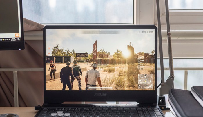 六千多的GTX1660Ti游戏本 华硕飞行堡垒7