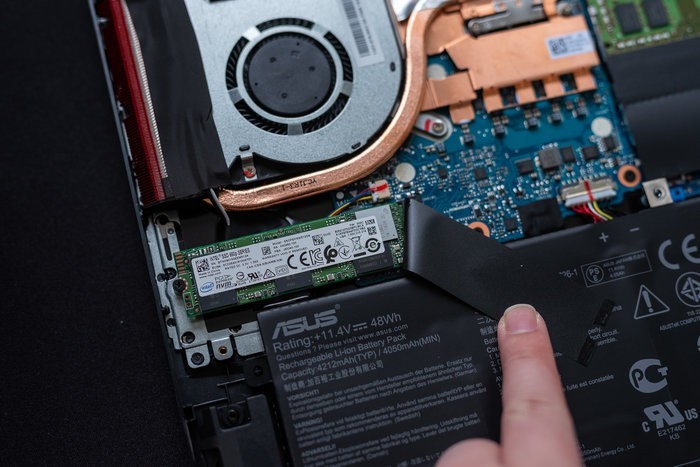 六千多的GTX1660Ti游戏本 华硕飞行堡垒7