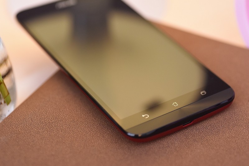 #华硕ZenFone 2及配件爆强体验#（一）性能为王，高配红魔来袭