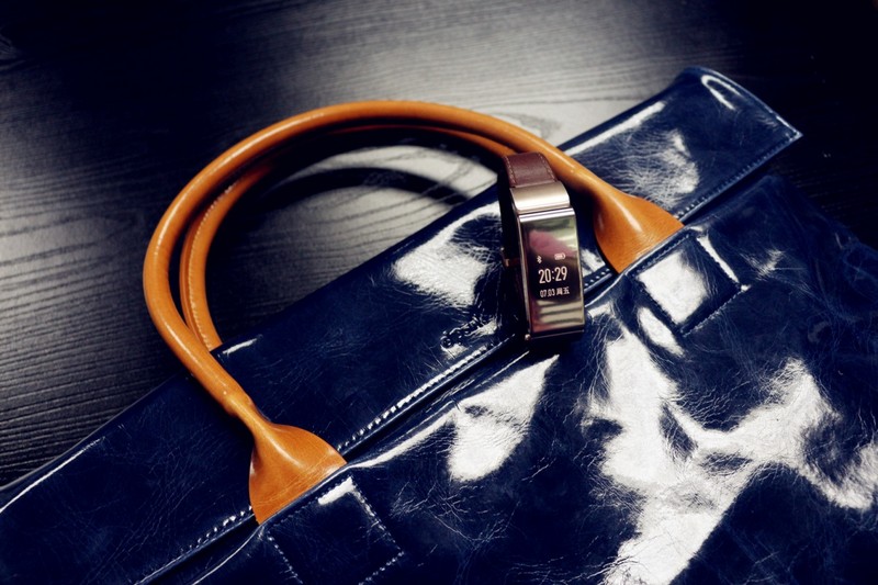 与众不同才会无可取代 华为手环B2王者归来