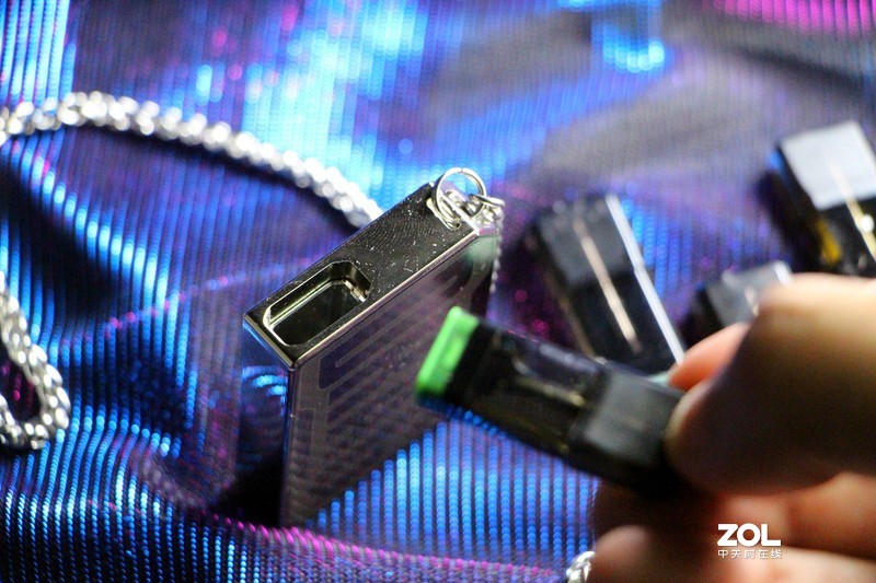 VOOPOO DRAG NANO POD小烟重彩来袭，还不快接招？