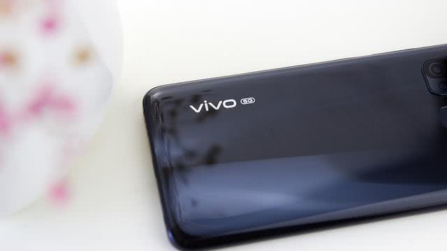 5G性能先锋，vivo Z6急速开箱