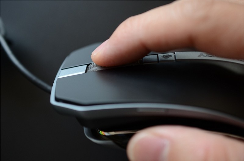 信仰加持RGB键鼠？cherry原厂光污染回头率百分百