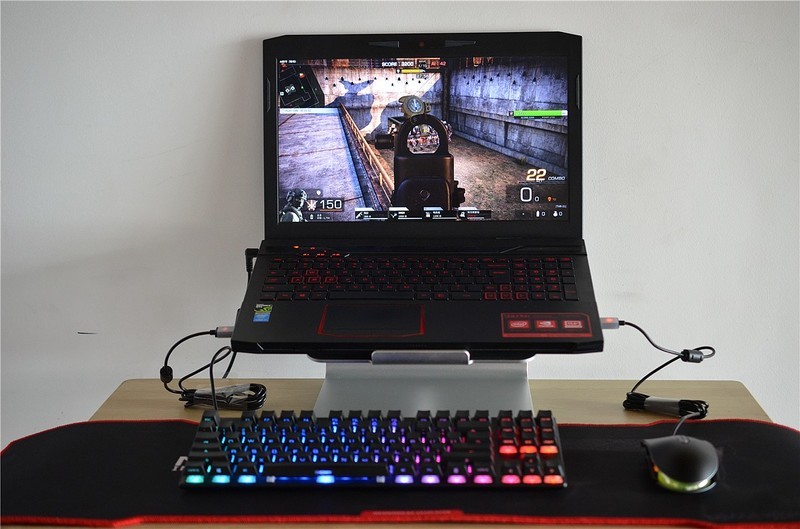 信仰加持RGB键鼠？cherry原厂光污染回头率百分百