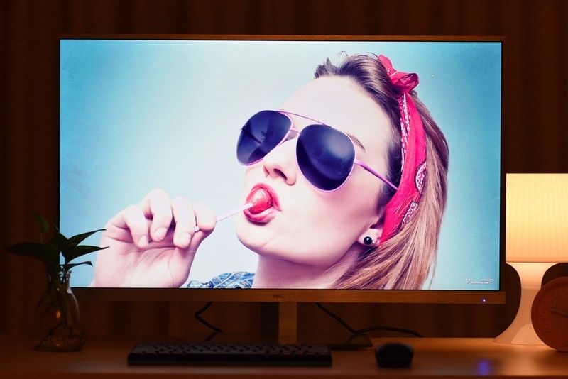 #外设#窒息级视觉！HKC Q320 2K极清显示器初体验
