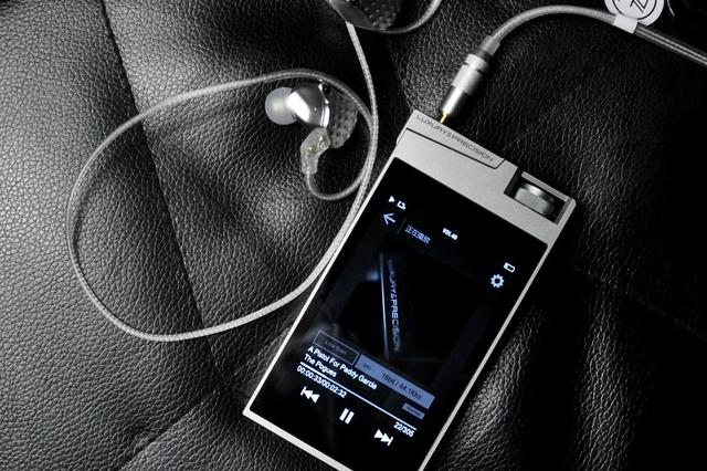 态度不是一般的端正，TFZ SERIES 7评测